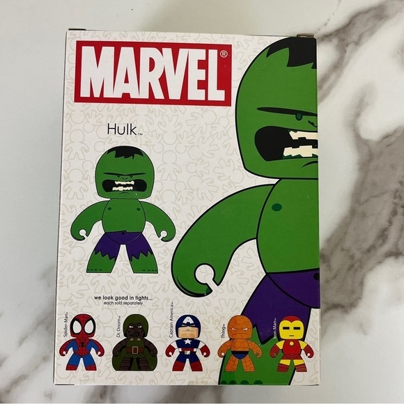 Mighty Muggs Marvel Hulk & Thanos NEW Vinyl Figures - Picture 7 of 14